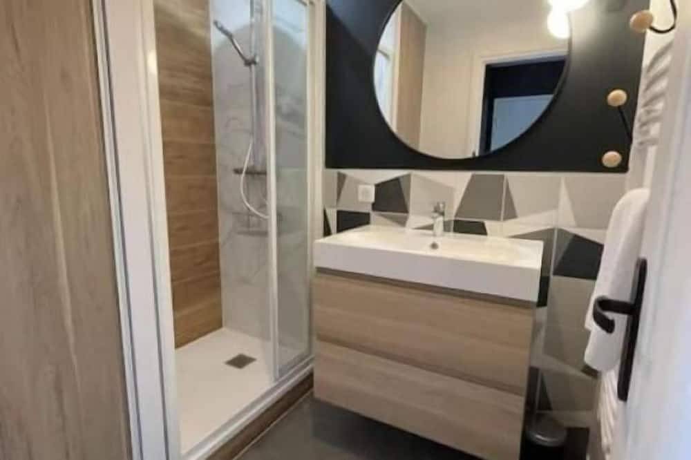 Entire apartment, Appartement Isis-sils in Caen, Caen region