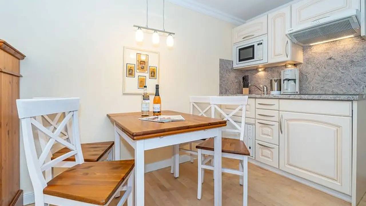 Ganze Ferienwohnung, Ferienwohnung für 2 Personen (40 m²) in Westerland (Sylt) in Keitum, Sylt (Gemeinde)