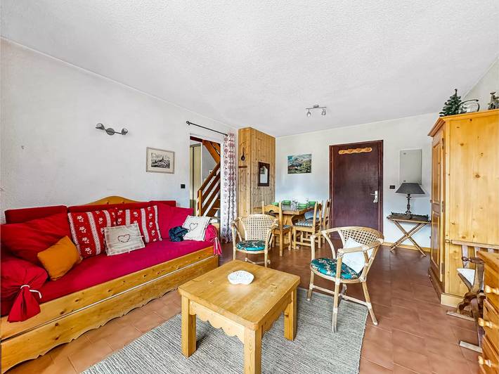 Gîte pour 8 personnes, avec balcon dans Office De Tourisme Des Carroz - 2