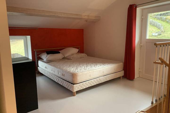 Gîte pour 4 personnes, avec balcon et jardin à Doizieux - 2