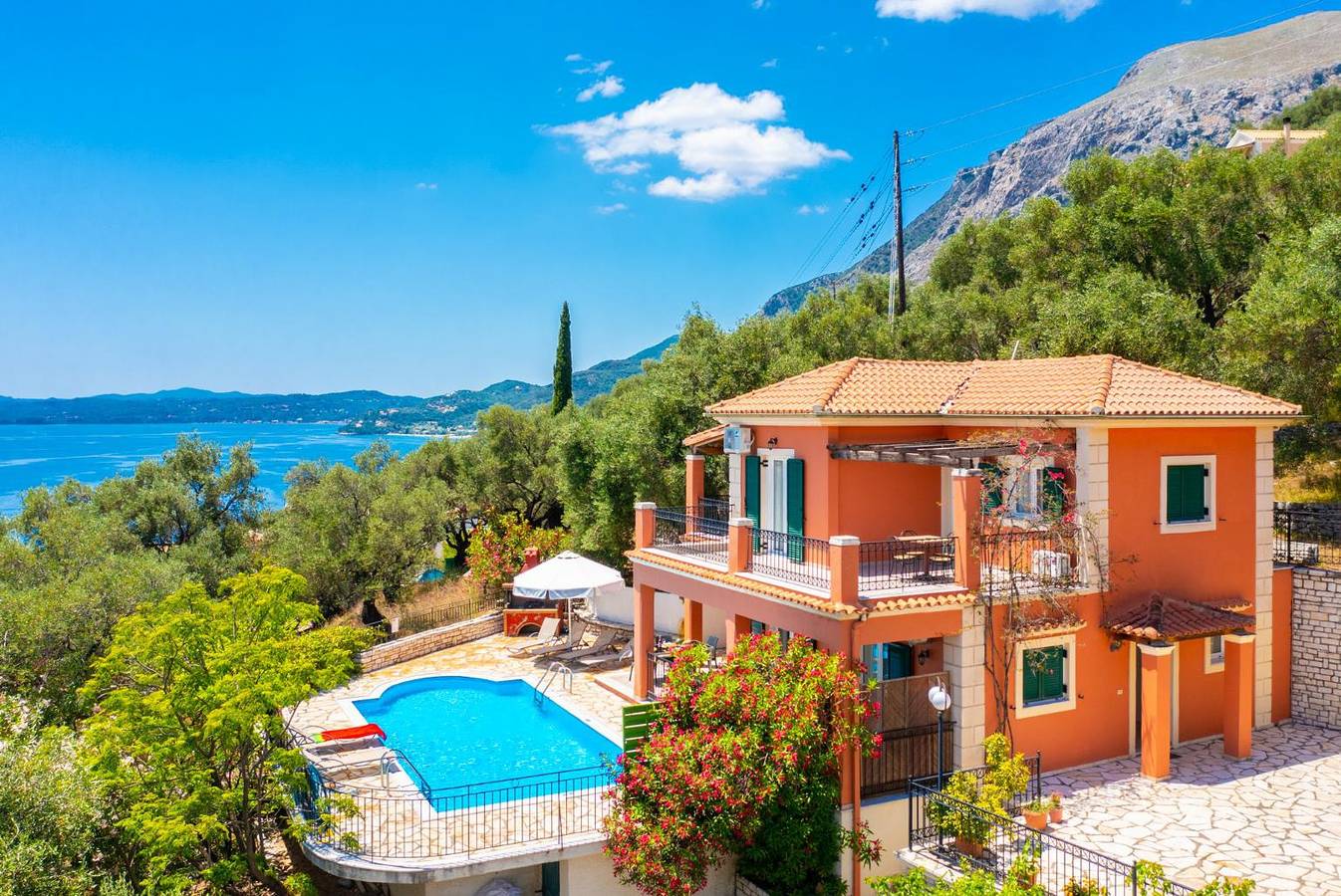 Villa for 6 People in Nissaki, Corfu