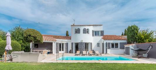 Gîte pour 8 personnes, avec piscine et jardin dans Saint-Cyprien-Plage