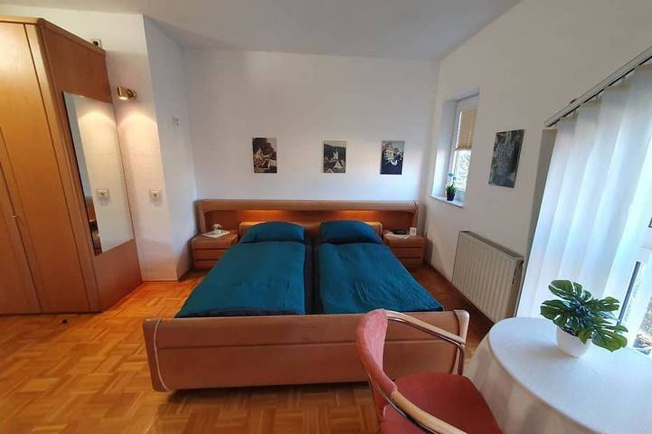 Ferienwohnung für 2 Personen in Zwingenberg