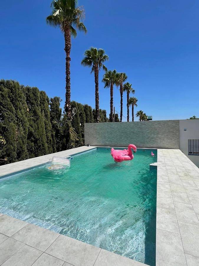 Casa de vacaciones para 8 personas, con vistas además de piscina y jardín en Provincia de Sevilla - 4