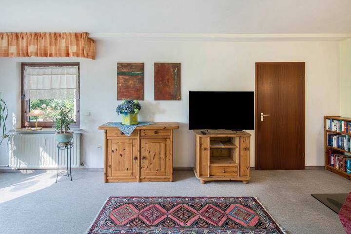 Ganze Wohnung, Ferienwohnung 'Haus-Schirmer' mit Gemeinschaftsgarten und Wlan in Altwildungen, Bad Wildungen