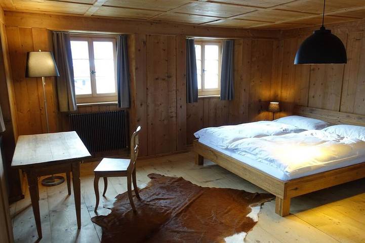 Ganze Wohnung, Tgesa Antgerna Appartement/Fewo, Bad, Wc, 4 oder mehr Schlafräume in Salux, Surses