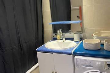 Appartement De Vacances pour 4 Personnes dans Puteaux, Hauts-de-Seine, Photo 3