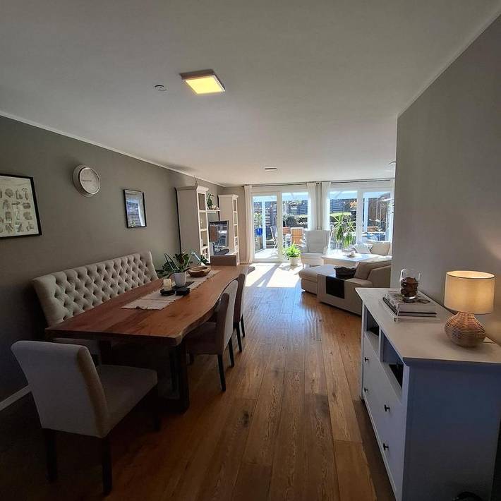 Ferienhaus für 6 Personen, mit Ausblick und Terrasse sowie Sauna und Garten