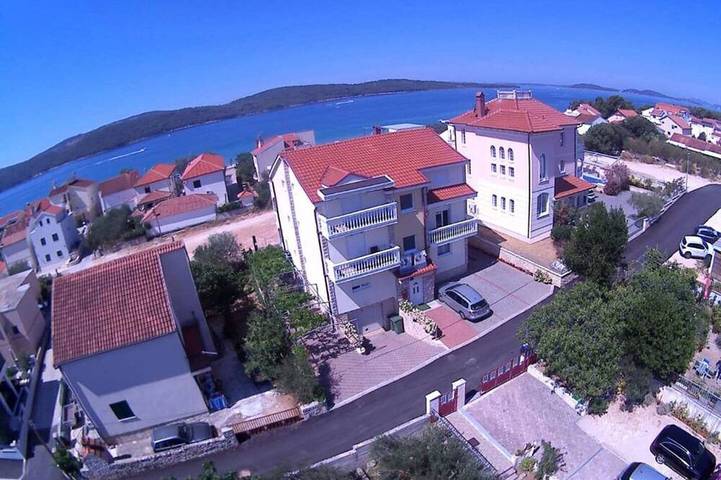 Ganze Wohnung, Ferienwohnungen Maca - Zablaće in Sibenik, Šibenik-Knin