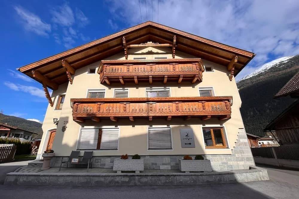Entire apartment, Apart Mark - Appartement/fewo in Lechtal Alps, Tarrenz