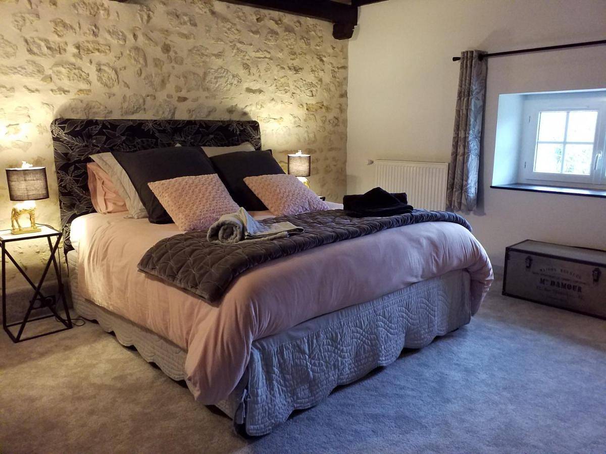 Chambres d'hotes - Le Clos Des Sorcières in Sainte-Gemme-en-Sancerrois, Région de Bourges