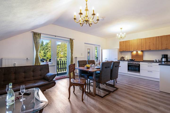 Appartement entier, Appartement de vacances 'Fuchswiese' avec balcon et Wi-Fi in Thurmansbang, Bavière Orientale