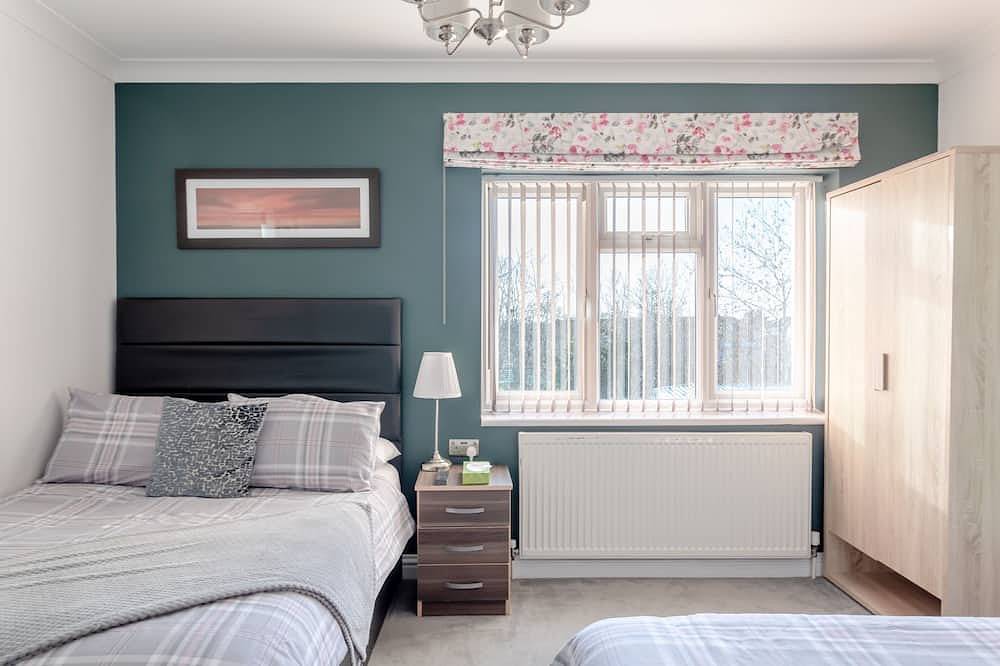 Chambre familiale avec salle de bain privée in Borough londonien de Harrow, Londres