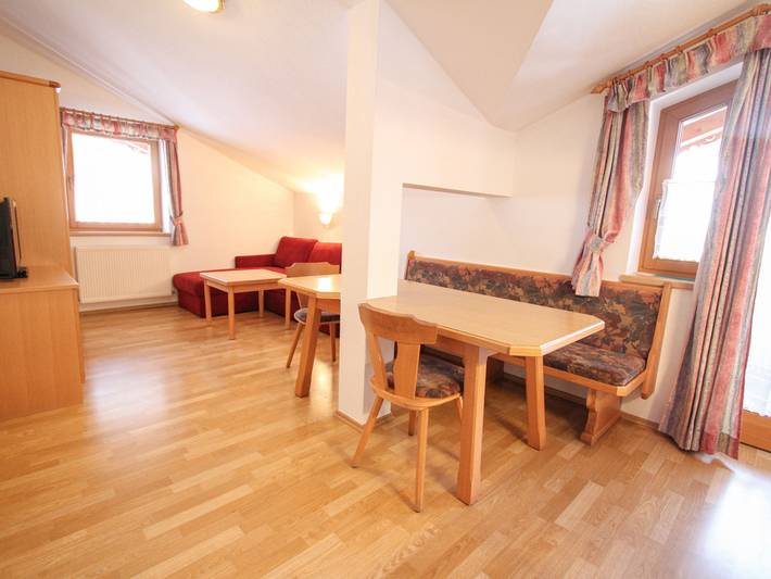 Ferienwohnung für 6 Personen, mit Balkon und Garten in Königsleiten - 3