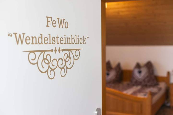 Ganze Wohnung, Ferienwohnung \"Wendelsteinblick\" zwischen Stadt, Seen & Bergen in Glonn, Oberbayern