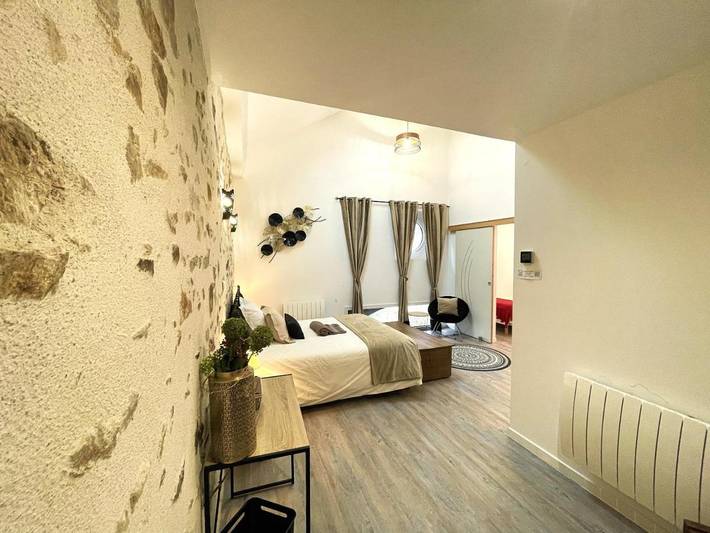 Maison d’hôte pour 2 personnes, avec Terrasse et Jardin ainsi que Bassin pour enfant et Piscine à Torfou