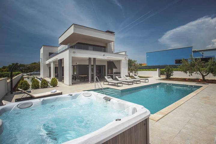 Chalet para 10 personas, con terraza y balcón/terraza - 1