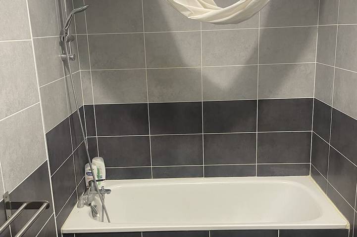 Gîte pour 4 personnes à Ville-la-Grand - 4