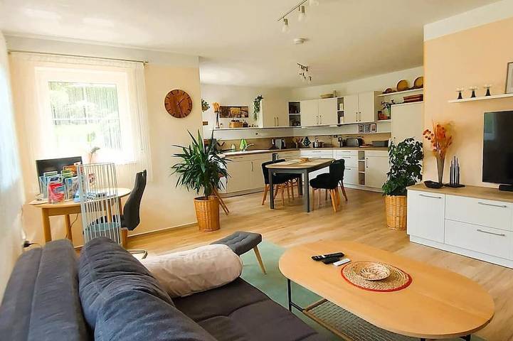 Ferienwohnung für 4 Personen, mit Garten und Pool