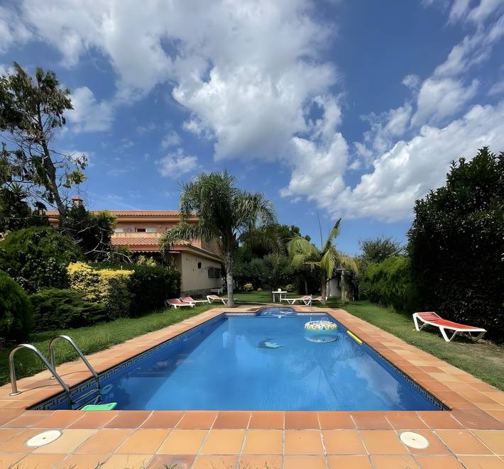 Vakantiehuis voor 10 personen, met Balkon in Santa Susanna