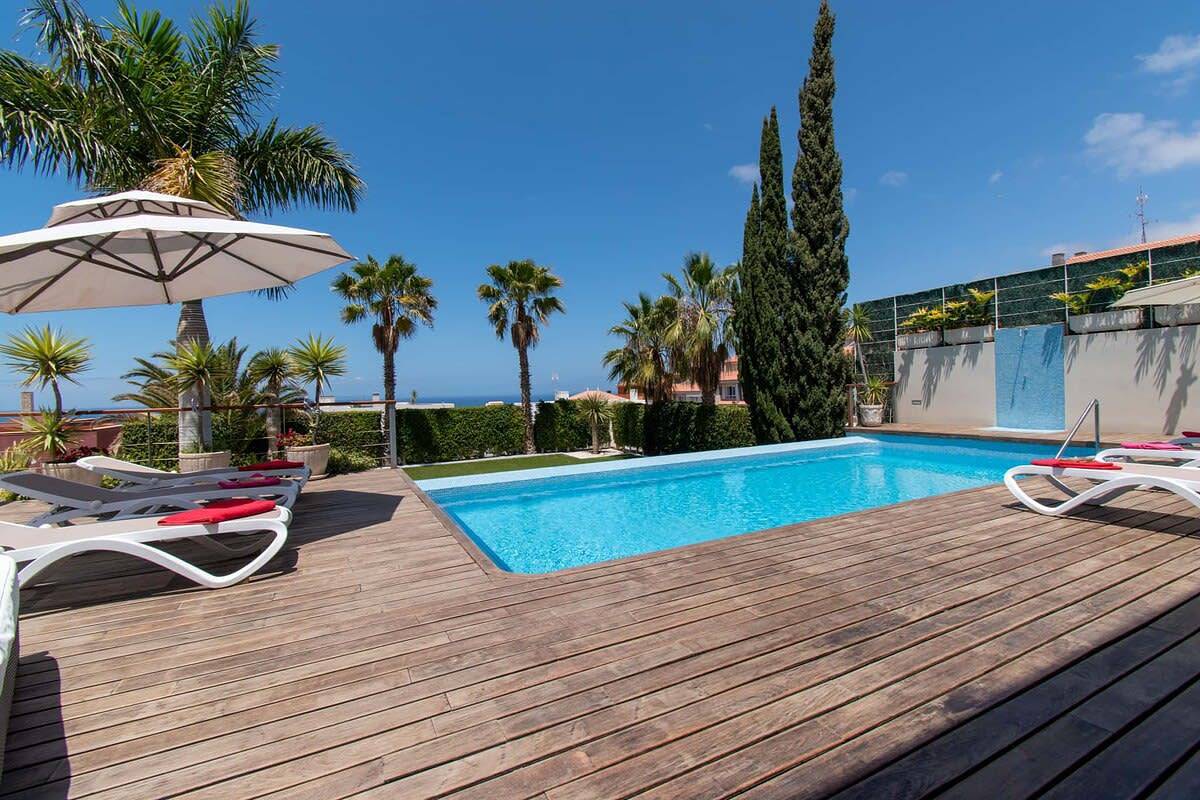 Villa Almeria with ocean views in Adeje, South Tenerife