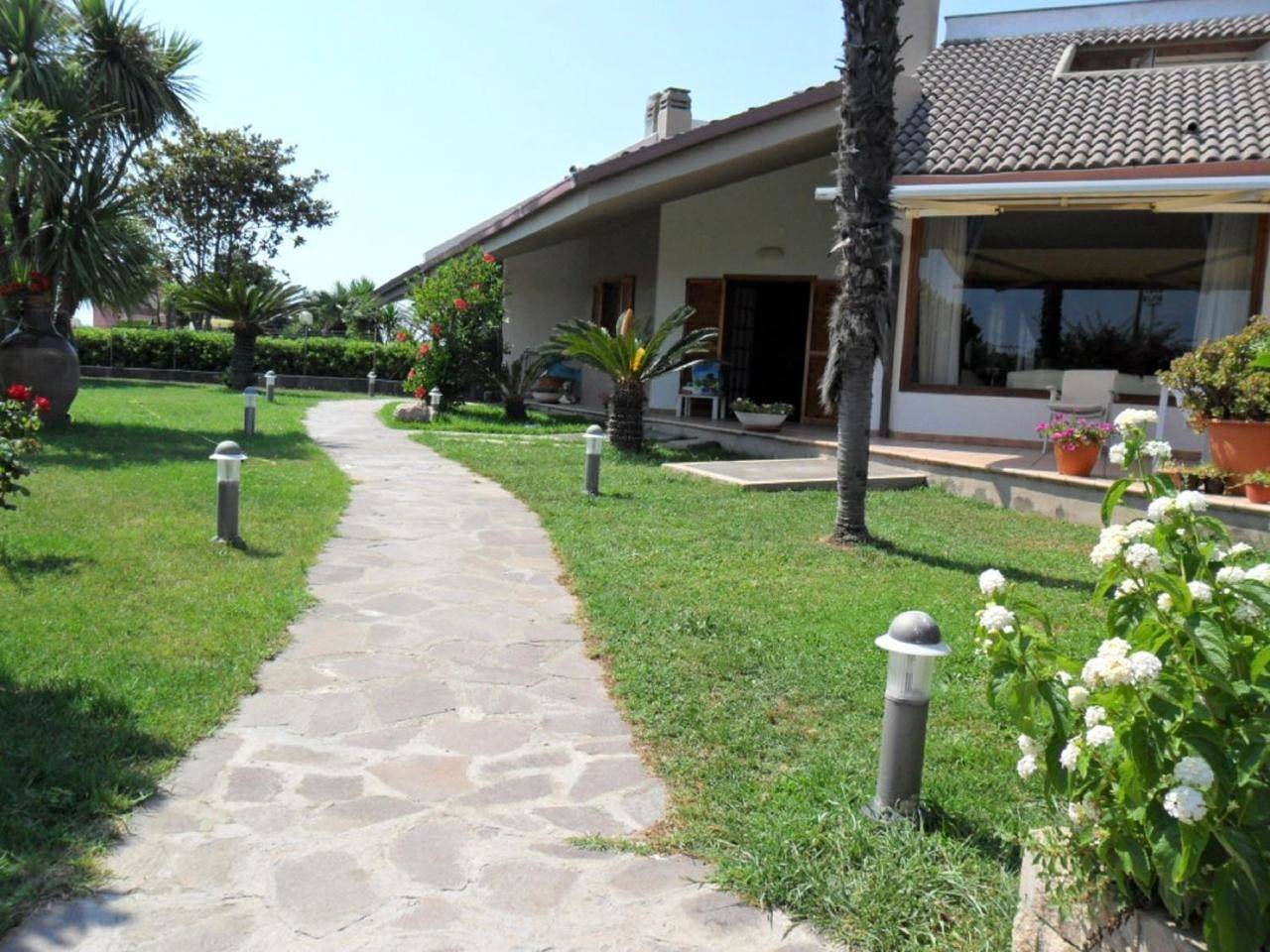 Large Double Room in Civitavecchia, Provincia di Roma