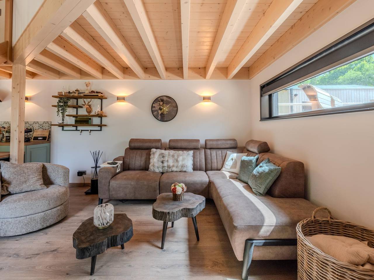 Einzigartiges Design-Ferienhaus in ruhiger Lage
 in Érezée, Luxemburg Provinz