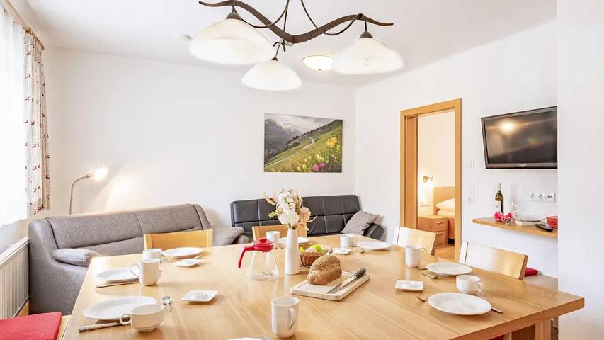 Ferienhaus für 13 Personen, mit Sauna und Balkon in Krimml