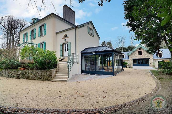 Chambre d’hôte pour 5 personnes, avec sauna ainsi que jardin et jacuzzi - 1