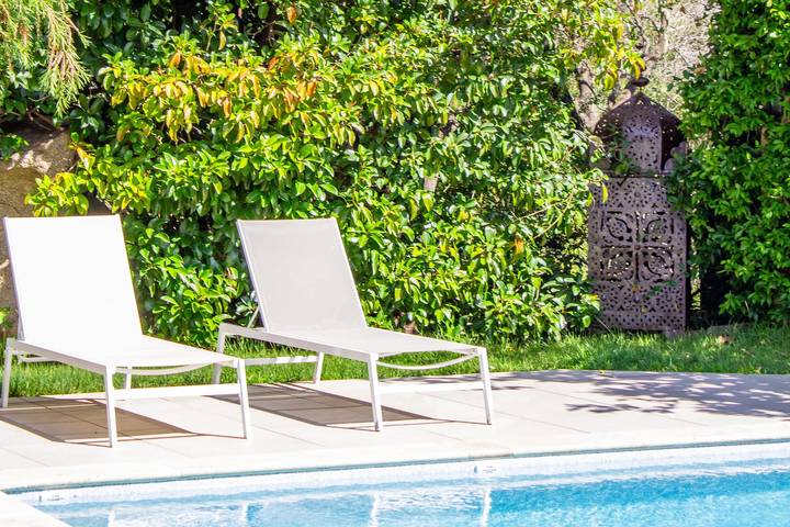 Villa pour 10 personnes, avec terrasse ainsi que jardin et piscine, animaux acceptés à Porto-Vecchio - 4