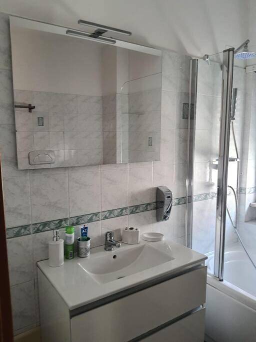 Gîte pour 11 personnes, avec jardin et vue à Formia - 4