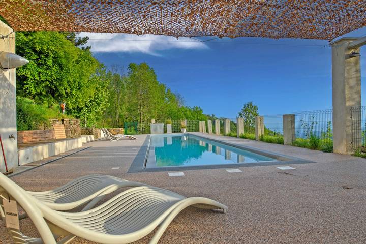 Maison de vacances pour 14 personnes, avec Terrasse et Jardin ainsi que Piscine et Sauna