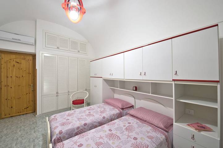 Casa \"bona\" vacaciones nel cuore della Costa d'Amalfi in Conca dei Marini, Sorrento Coast