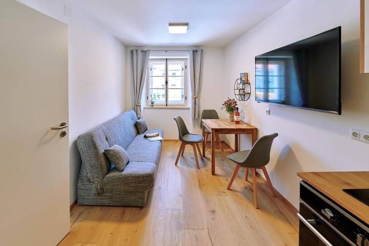 Ferienwohnung für 2 Personen, mit Terrasse und Ausblick in Tittmoning - 3