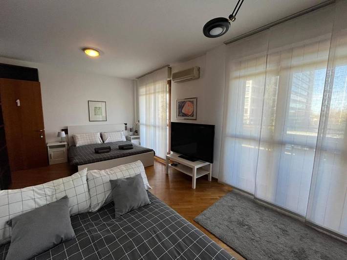 B&b per 2 persone, con Balcone e Terrazza nonché Panorama a San Donato Milanese
