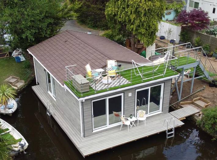 Boot für 2 Personen, mit Balkon und Whirlpool sowie Terrasse und Garten in London