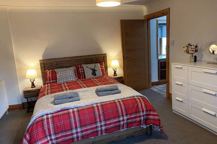 Ivy Cottage, Aberfeldy, Scotland Scottish Stl Licence: Pk11697F in Aberfeldy, Perthshire