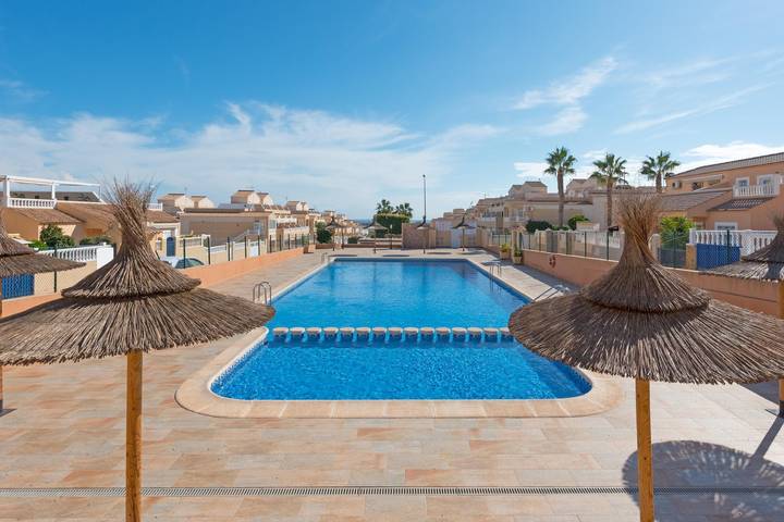 Ferienhaus für 6 Personen, mit Kinderpool und Garten in Orihuela Costa - 4
