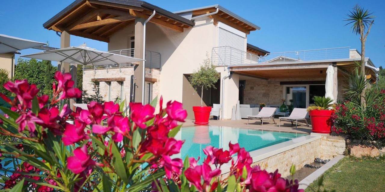 B&B Villa Pelèr in Lazise, Gardasee-Berge