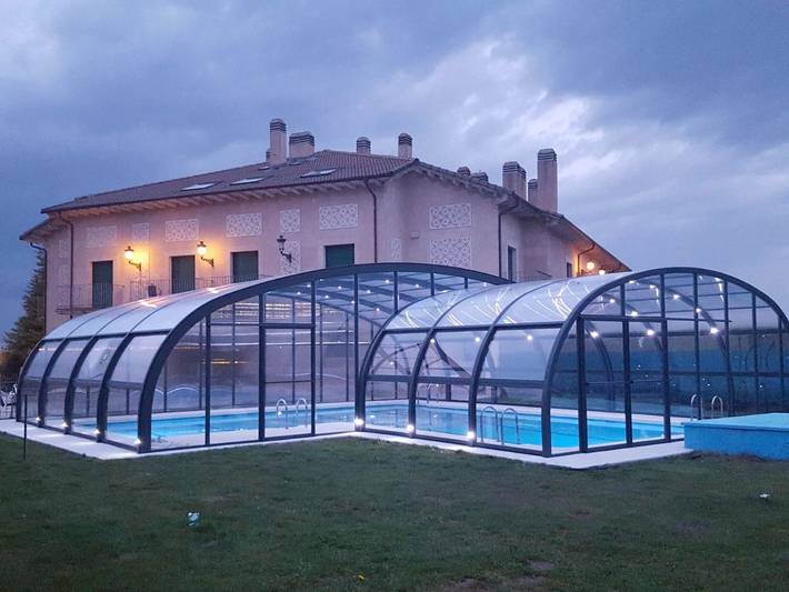 Apartamento para 10 personas, con terraza y jardín en Estación de esquí de La Pinilla