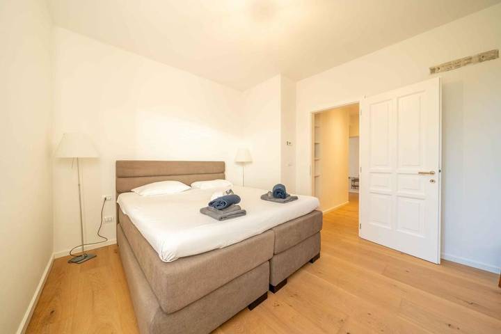 Ferienwohnung für 2 Personen, mit Ausblick und Seeblick sowie Garten in Brezzo di Bedero - 4