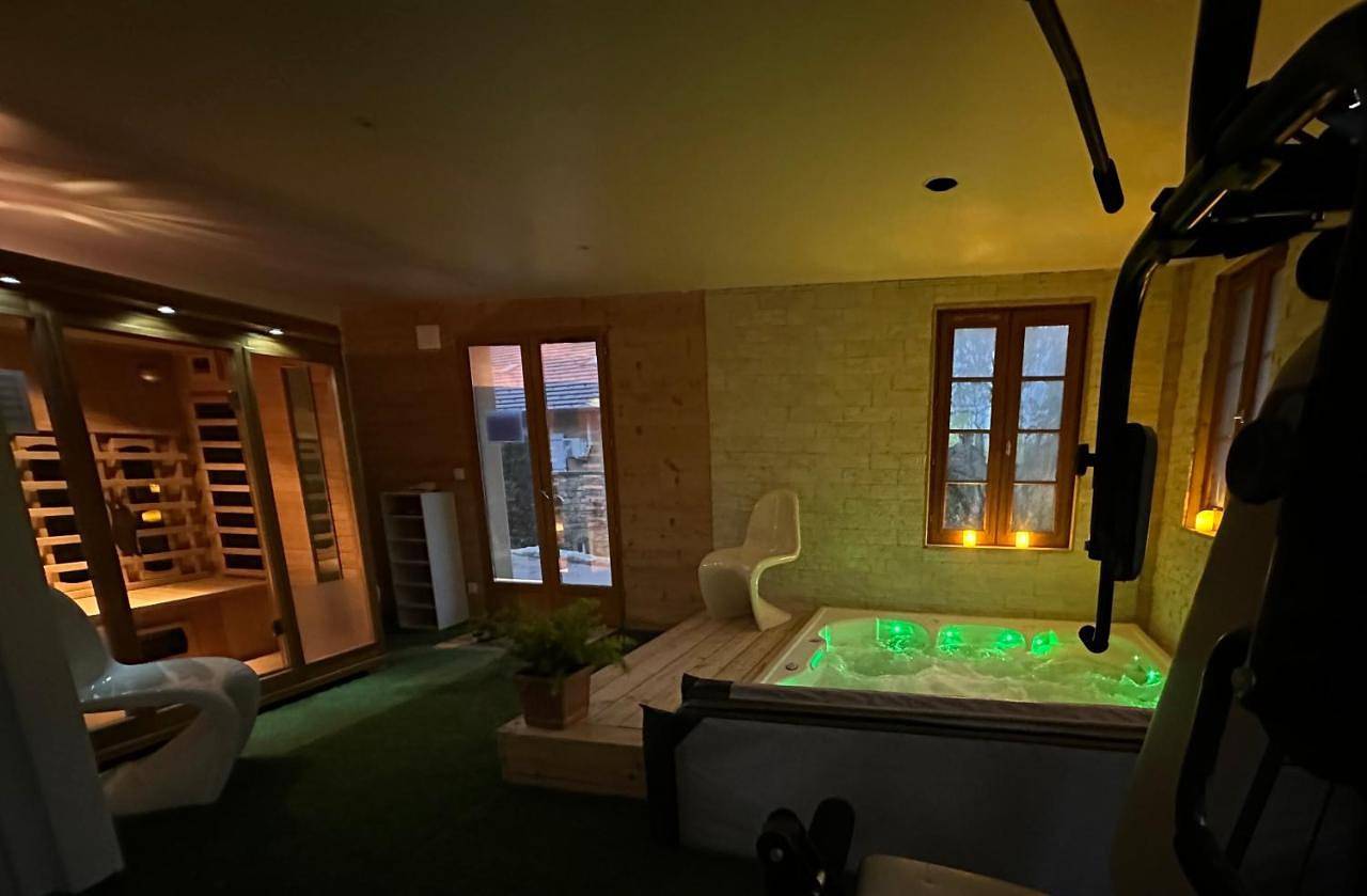 Gîte au Coeur du Jura entre Comté et Vin Jaune, Gîte Comté in Chamole, Französischer Jura