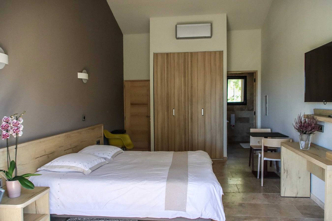 Uitzonderlijke villa in Beausset met verwarmd zwembad in Le Beausset, Toulon regio