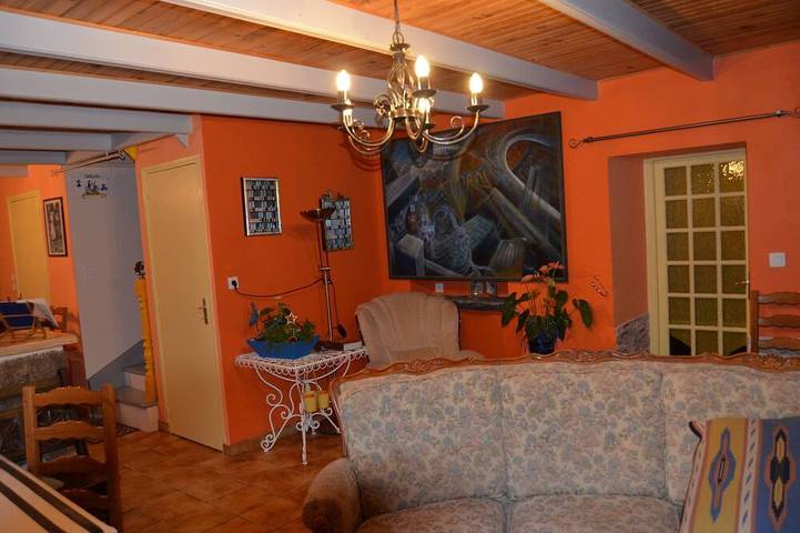 Gîte pour 2 personnes, avec jardin à Cast - 4