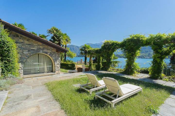Villa pour 6 personnes, avec vue sur le lac ainsi que vue et jardin dans Tremezzo