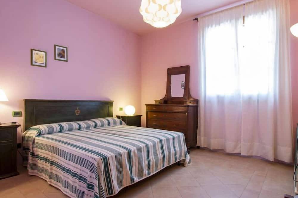 Il Sorriso by Interhome in Certaldo, Chianti