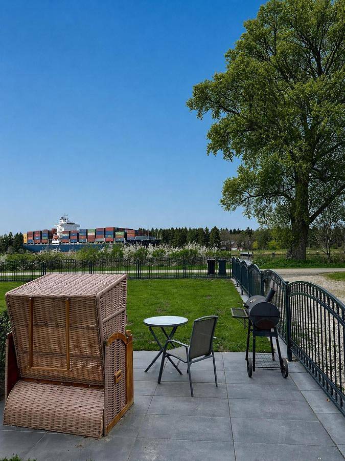 Ferienwohnung für 3 Personen, mit Terrasse und Garten sowie Sauna und Ausblick am Nord-Ostsee-Kanal - 2
