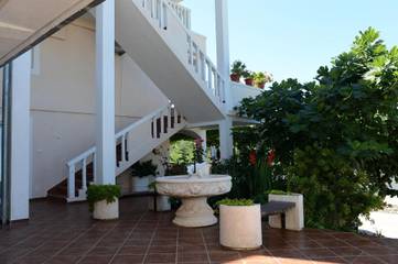 Villaggio Vacanze per 4 Persone in Montenegro, Foto 2