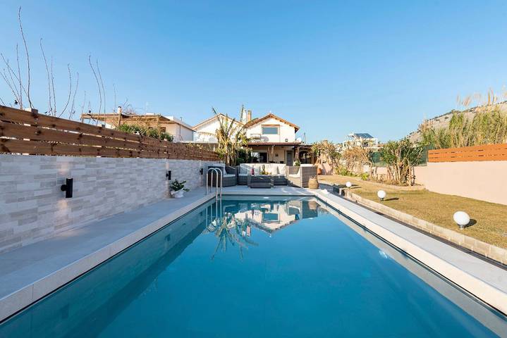Ferienhaus für 10 Personen, mit Garten und Terrasse