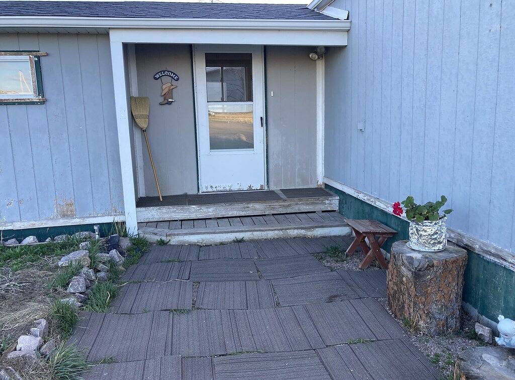 Country Home 3Bd 2Ba Near Devils Tower in Wyoming